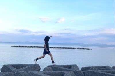 hF1yZUaFe8CNrDswfKJD.jpeg?w=940&h=940