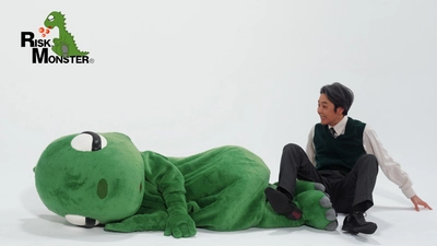 リスクモンスターが4月4日「リスモン与信の日」を制定！ 俳優・岡部たかし氏出演の新CM公開
