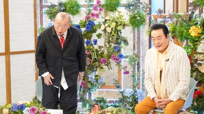 思わず立ち上がってしまう鶴瓶さん