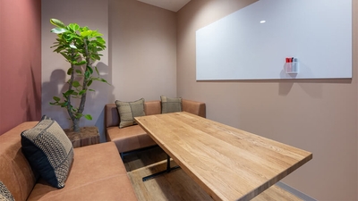 hKfNoILgWl0XqvlbOd38.jpg?w=940&h=940