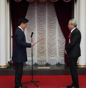 hKuagkB2qq3XyG4DIKQ2.jpg?w=940&h=940