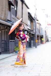 hMsCaoWQEmSkvRFIlDly.jpg?w=940&h=940