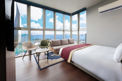 hN1yiJhNfUSsmDavPLUJ.jpg?w=940&h=940