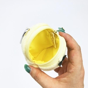 リラックマのフェイスミニポーチ