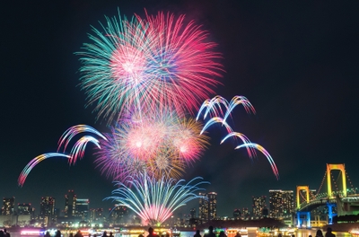 hR5CKkg0NAG6gRcKm6mI.jpg?w=940&h=940