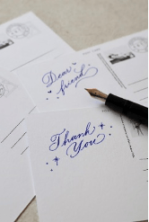 イメージは島野真希さんによるもの(余白なし)