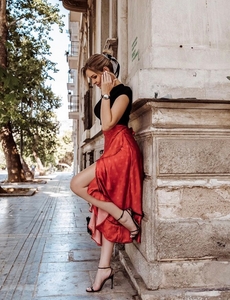 hZ5VY4sPTp1lxT58kDTt.jpg?w=940&h=940