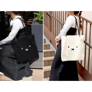 hacv13d8WDTbxrPN3gk7.jpg?w=940&h=940