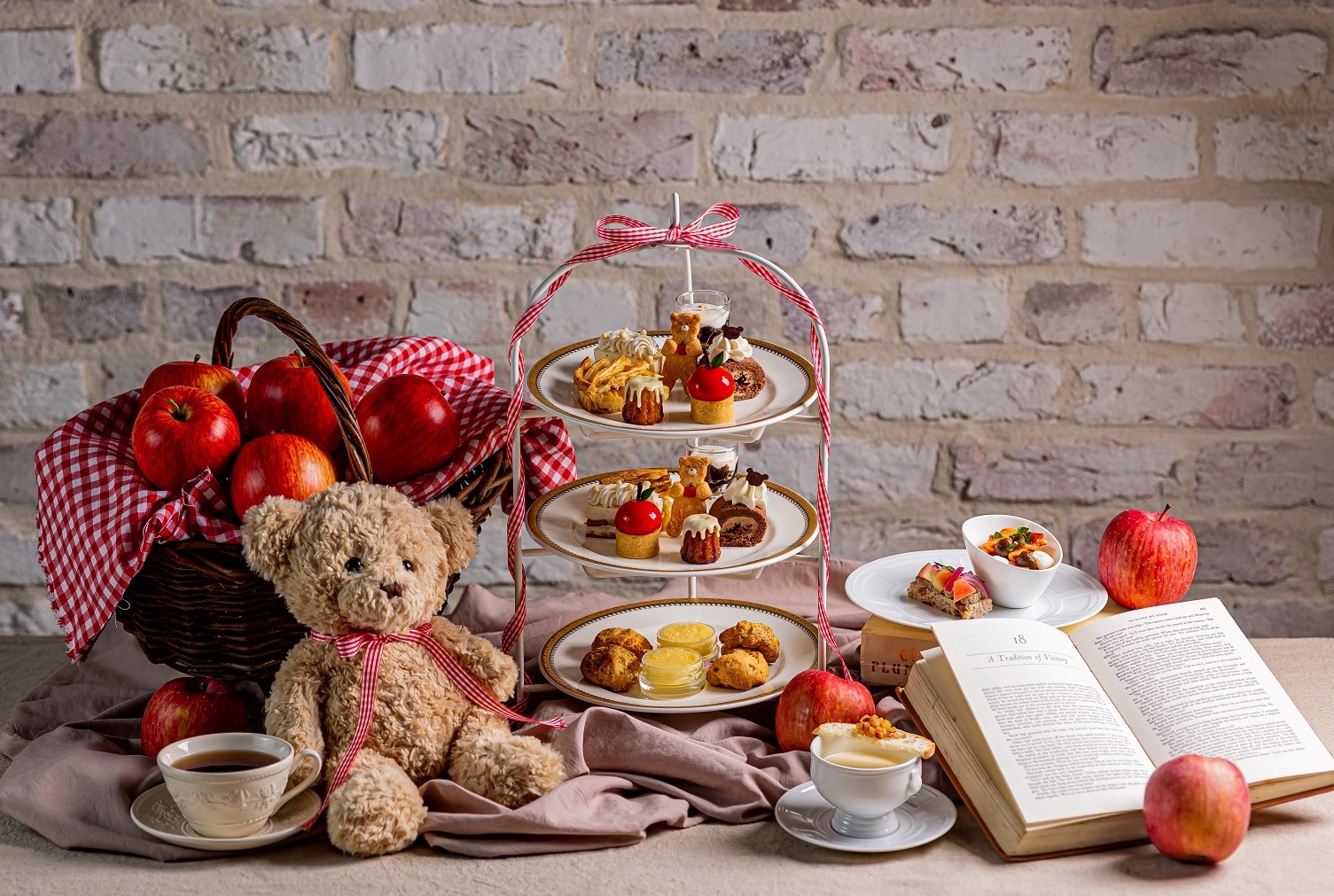 クラシカルレディーのアフタヌーンティー イメージ