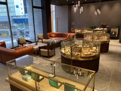 銀座中央通り店 フロア2
