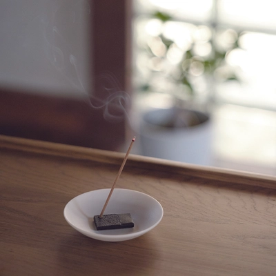 京都のメーカーを中心にお香・お線香を約50種類ご用意！ 若林佛具製作所 京都本店10月4日～10月31日 香りのフェア開催！ 部屋香でおうち時間にくつろぎと癒しを