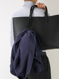 hokwLxOgdDgWuWb6JpTL.jpg?w=940&h=940