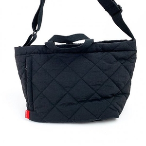 hpdjIUDnYYYMuA0WC2QS.jpg?w=940&h=940