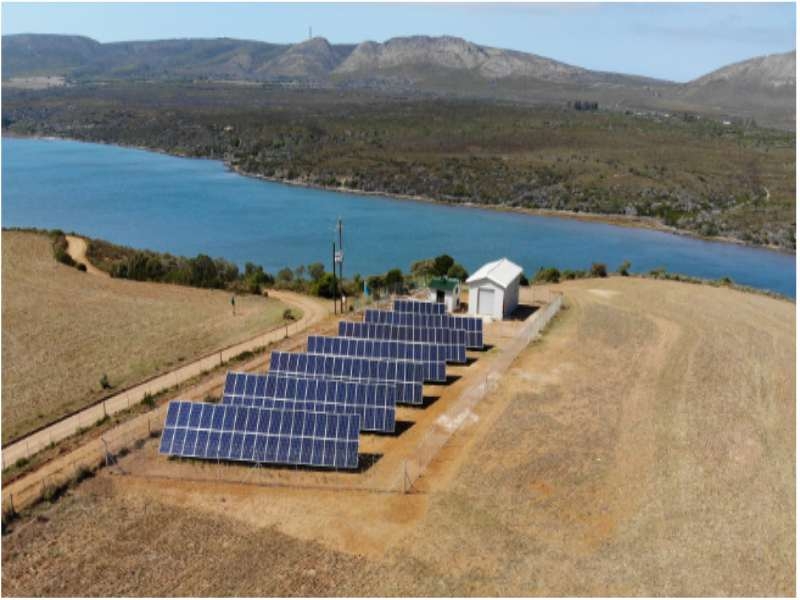 太陽熱温水淡水化プラント市場ー膜プロセス別、方法別、用途別、および地域別ー世界の供給と需要の分析と機会の見通し 2023ー2033 年
