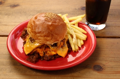 ダブルチーズスラッピージョーセット 1490円（ポテト・ドリンク付き）