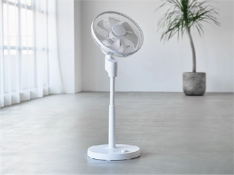 真上まで角度調整できるので換気や部屋干しにも便利！ 「ダイヤル式風量調整DCリビング扇風機」を発売