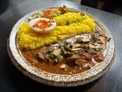 牛すじナッツ＆ナッツカレー