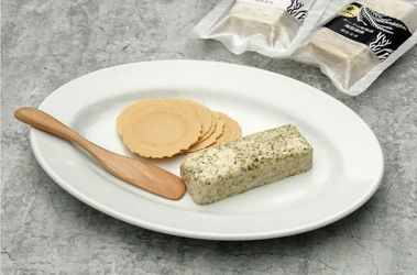 銀座若菜 × 山形屋海苔店 コラボレーション 「チーズの味噌漬／チーズの酒粕漬 -海苔佃煮-」新発売