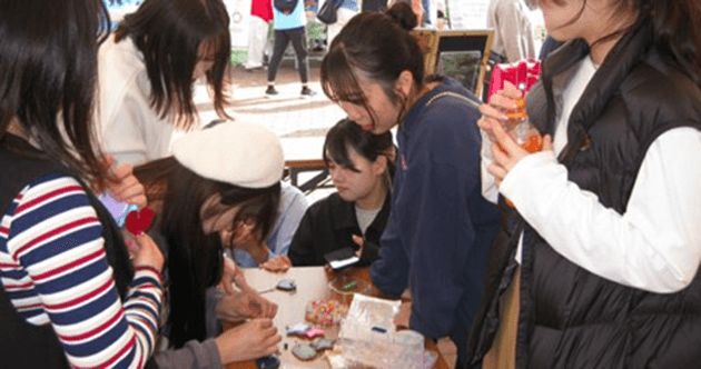 近畿大学経営学部生が愛知県の小学校で出前授業を実施　一宮市の企業と連携し、小学生がアップサイクルについて学ぶ機会を創出