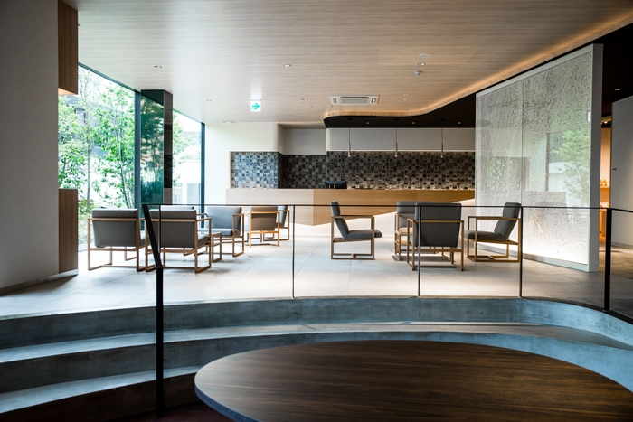 ロビーラウンジ