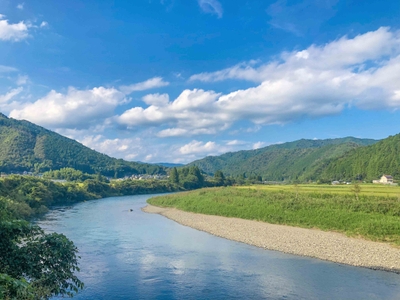 iC2Oekt5OwgJBgW9qel5.jpeg?w=940&h=940