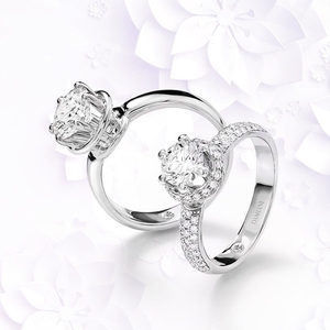 ミヌー エンゲージメントリング　PT×ダイヤモンド