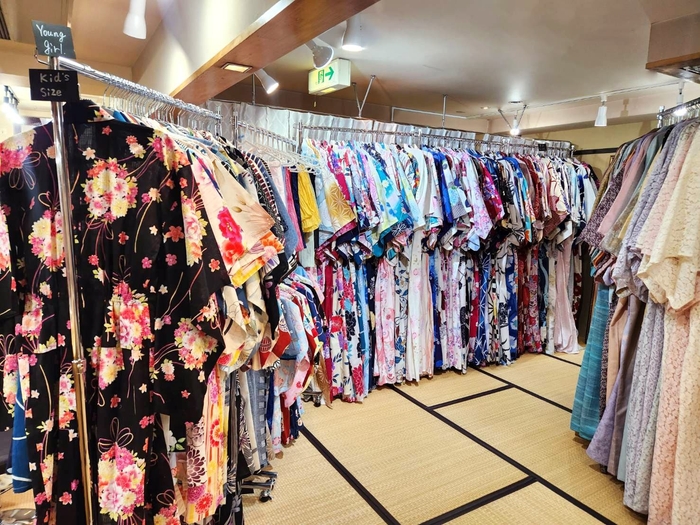 京都着物レンタル KITEMIRU!?祇園店