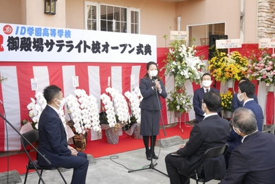 iJhnpDKccc1rk1cYCUEZ.jpg?w=940&h=940