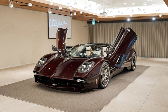 Utopia Roadster