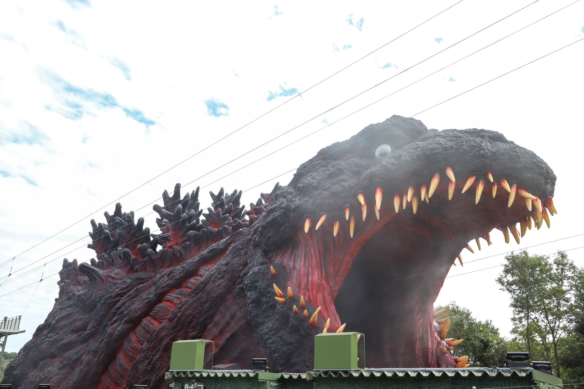 ▲実物大のゴジラを体感せよ!