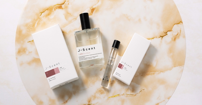 J-Scent 入道雲 / On a Cloud