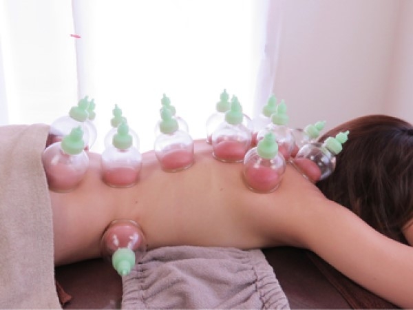 スゴ腕美容矯正が受けられる!子連れOKのプライベートサロン『骨美人』の情報を駅近ドットコムで公開