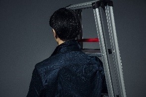 肩当たり 担いでいるものです