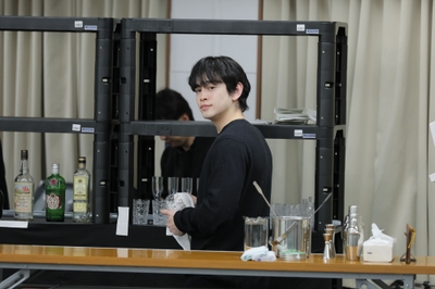 iVpcT9k8K7TWCv4AFhCe.jpg?w=940&h=940