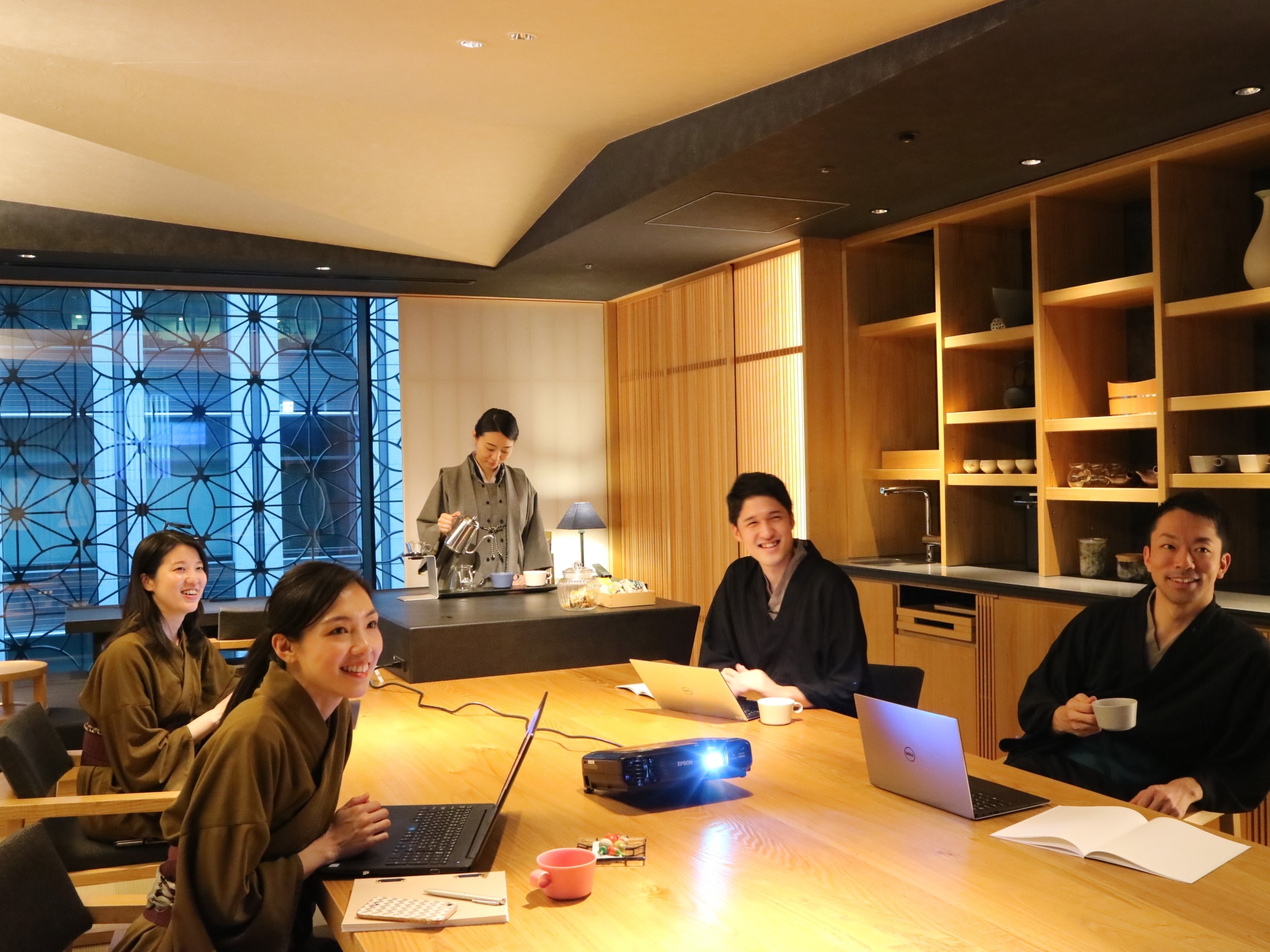 星のや東京「小さな日本旅館を気軽に貸切りプラン」～家族・友人・仲間で１フロアを貸切り、テレワークで新しい働き方改革を～｜期間：2020年3月30日〜6月30日