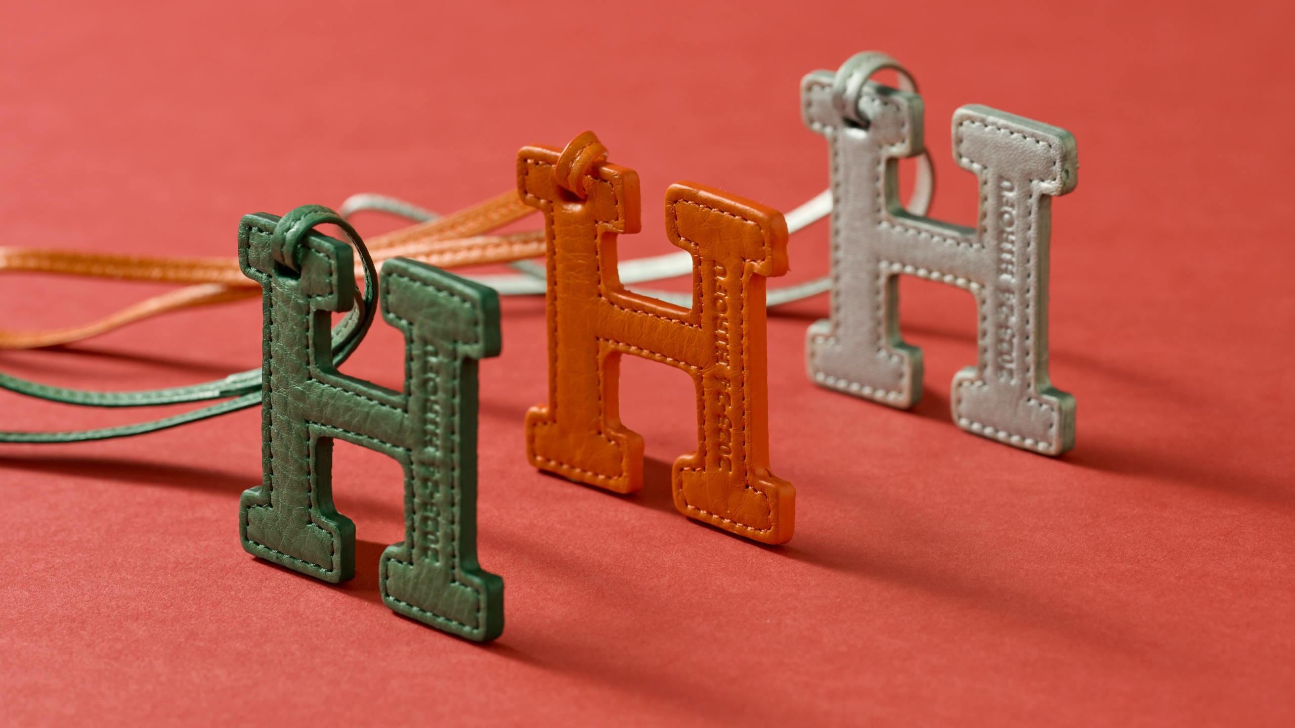 HIROFU(ヒロフ) 【CHRISTMAS GIFT FROM HIROFU】 12月6日(水)~25日(月) クリスマス限定レザーオーナメントをプレゼント!