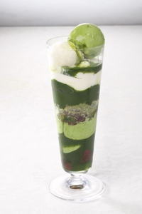 抹茶パフェ　1,550円
