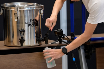 ia7xrKLZmOABURkhloyl.jpg?w=940&h=940