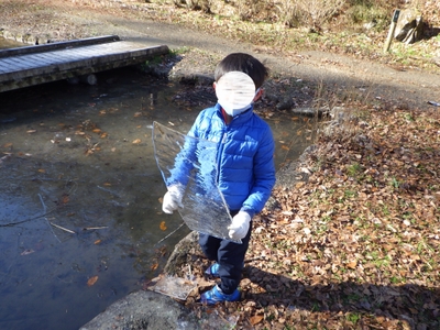 材料を探していたら氷を見つけたよ