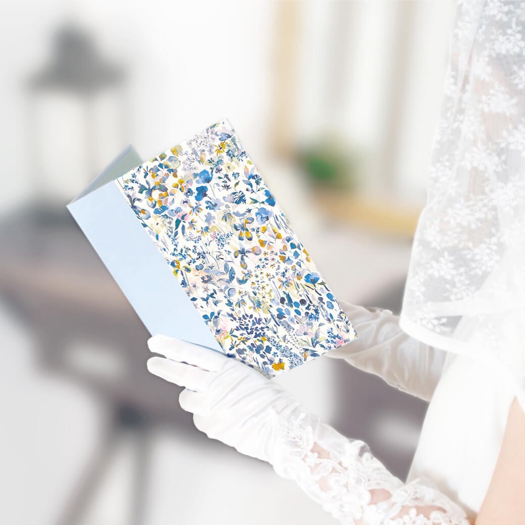 結婚式などお祝いシーンで贈る電報