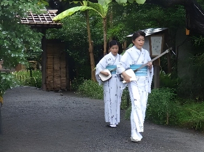 新内流し（昨年の様子）