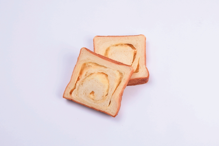 2 ホワイトチョコレート生食パン