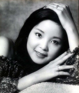 「テレサ・テンの日本のふるさと」福島県三島町で、 「テレサ・テン企画展、ファンとのオンライン交流会」を開催！