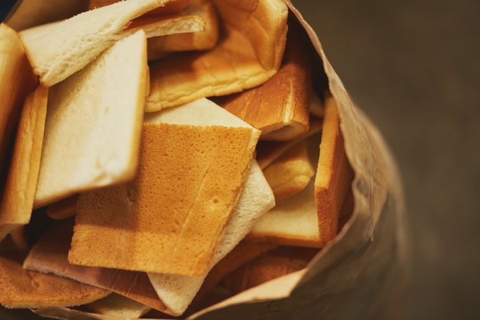 見過ごされる素材(食パンのミミ)