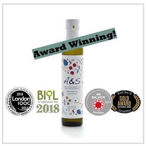 iwmvdTtGBVWTy9ZKQeda.jpg?w=940&h=940