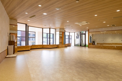 j4ukO9t19UtEPbEgmhxI.jpg?w=940&h=940