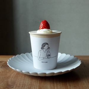 定番「苺のカップショートケーキ」