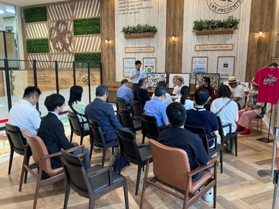 j6afSMep1POC2hfzH9A7.JPG?w=940&h=940