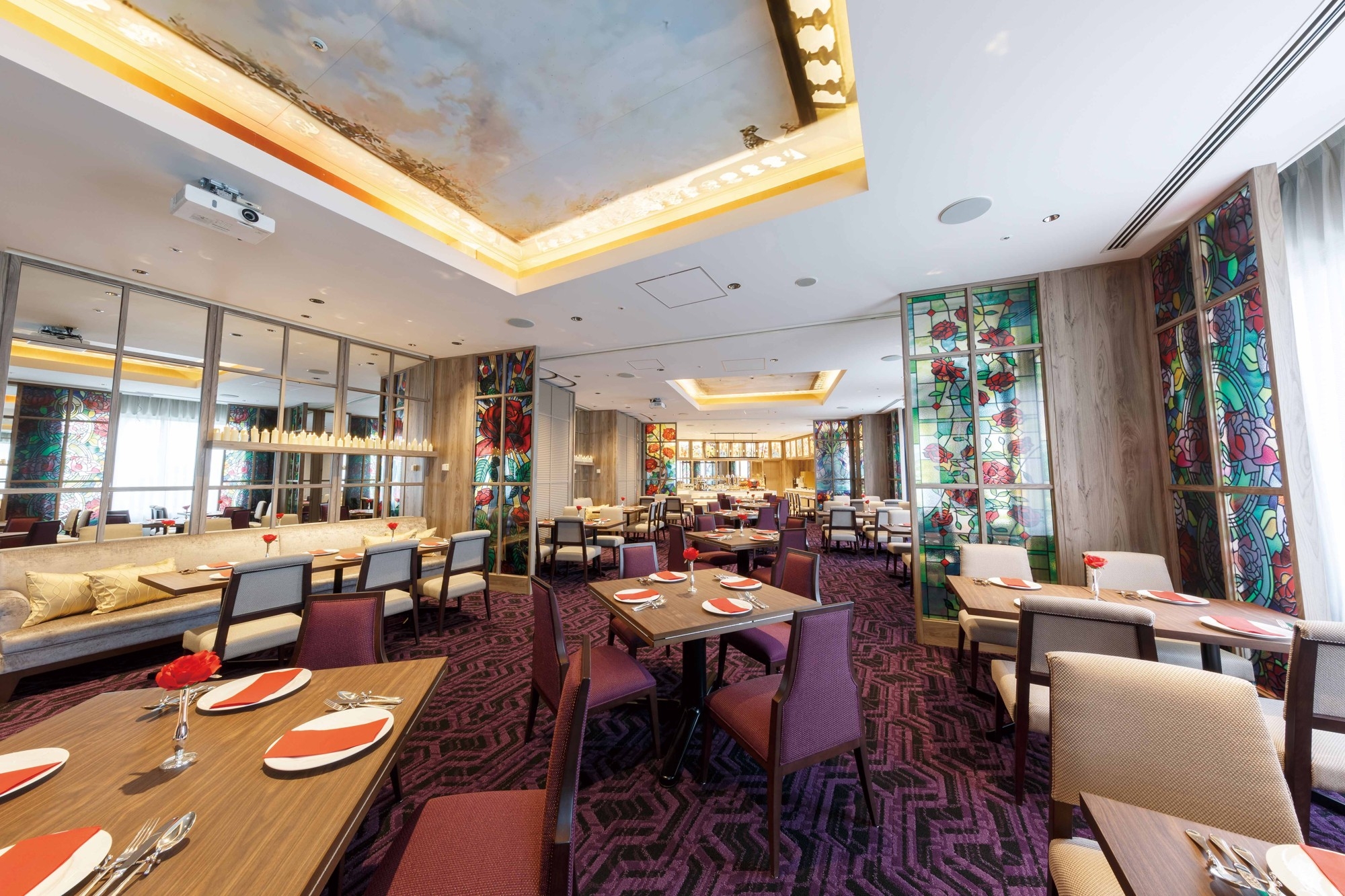 ファンタジーダイニング フルール