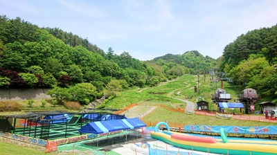 夏限定の巨大昆虫出現＆お宝発掘体験！ 温泉やBBQも楽しめる佐久平パラダで家族の思い出づくり